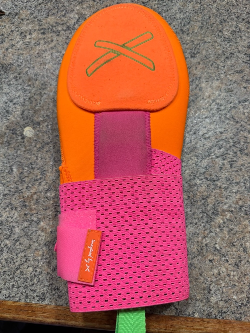 Sliding Mitt - Picture 2 of 4